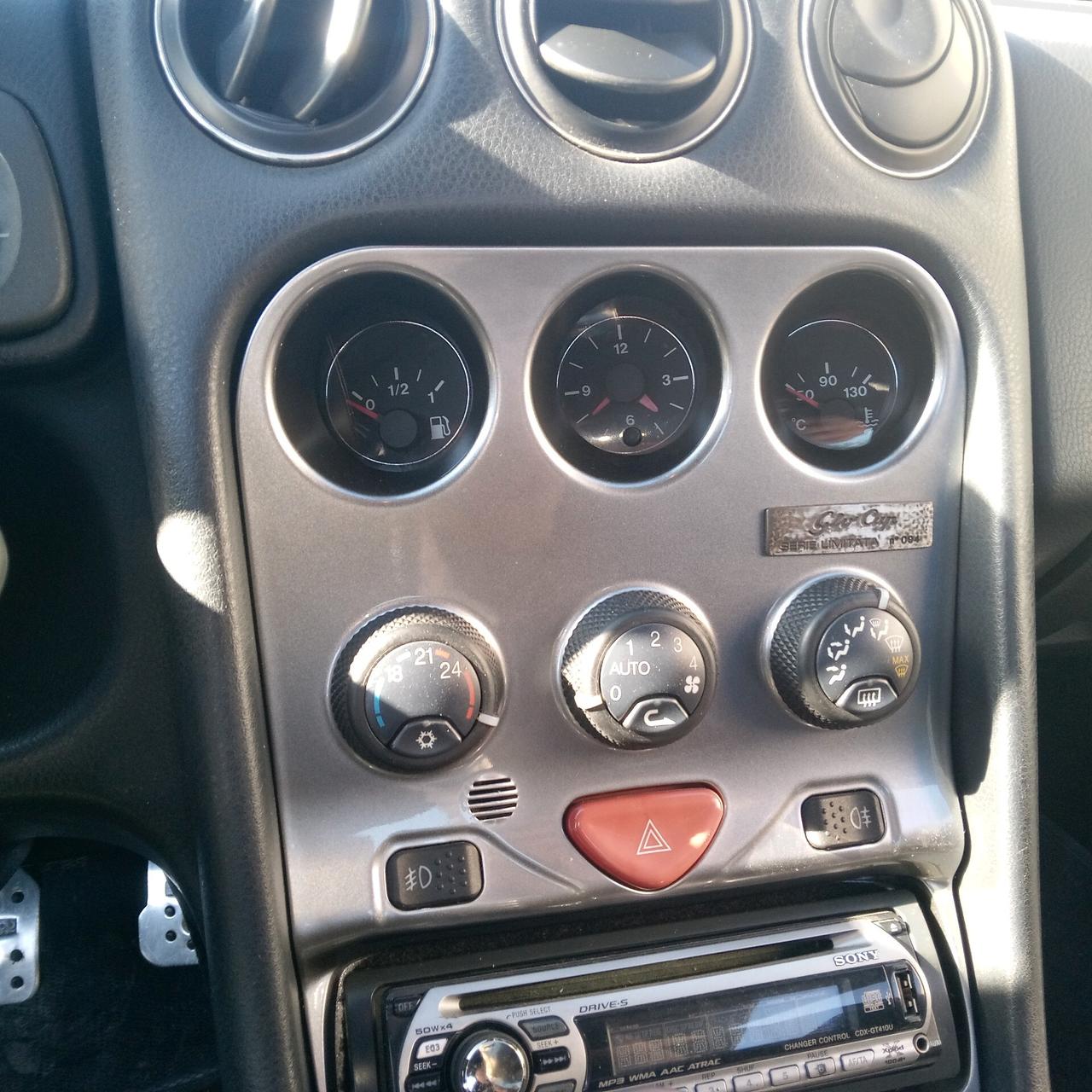 Alfa Romeo GTV 2.0i 16V Twin Spark CUP