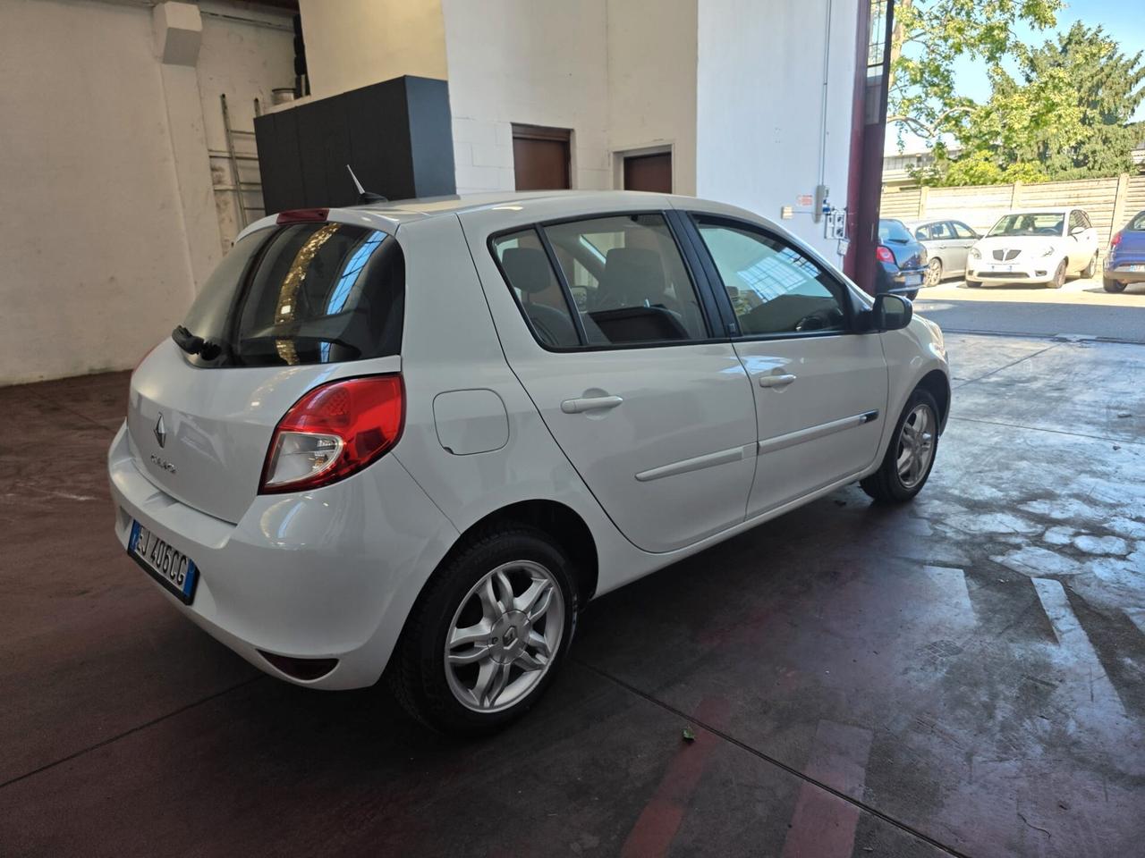 Renault Clio 1.2 16V 5 porte GPL Dynamique NEOPAT