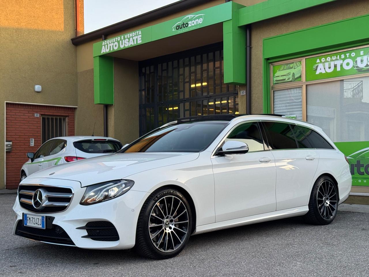 Mercedes-Benz E 350 4MATIC AIR-MATIC 258CV