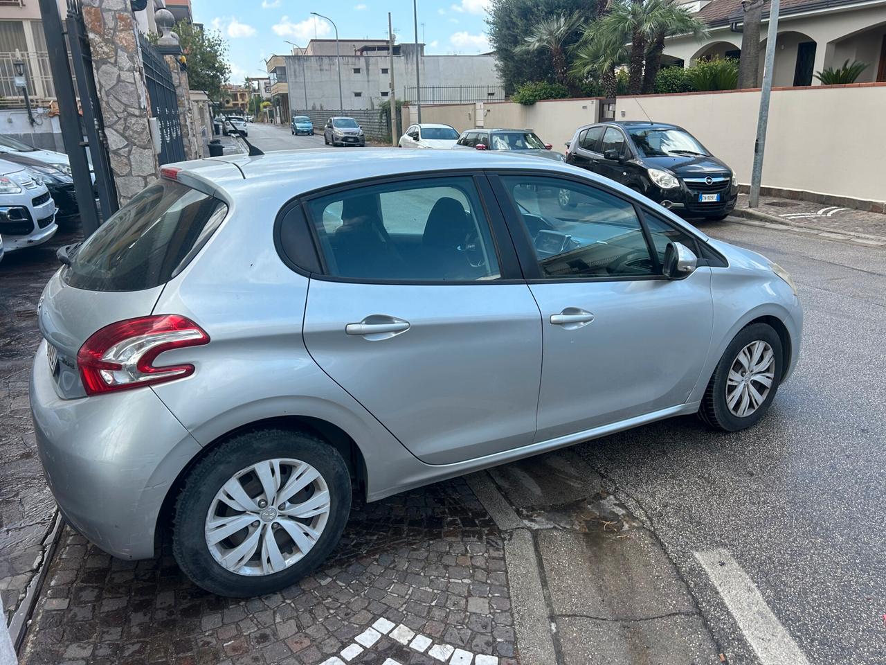 Peugeot 208 1.2 VTi 82 CV 5 porte Allure GPL