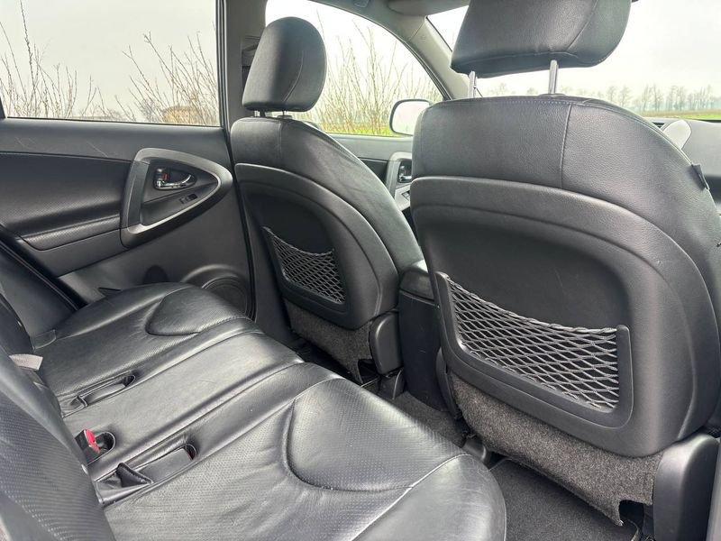 Toyota RAV4 2.2 Diesel 150cv