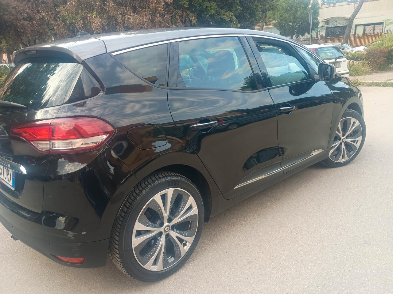 Renault Scenic 1.5 dCi 110 CV Energy Intens GANCIO TRAINO