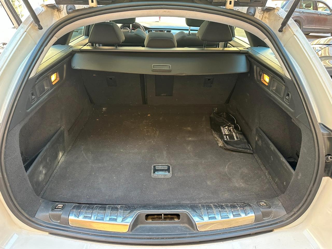 Peugeot 508 BlueHDi 120 EAT6 S&S SW Allure