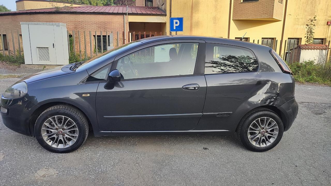 FIAT PUNTO EVO 1.2 DYNAMIC