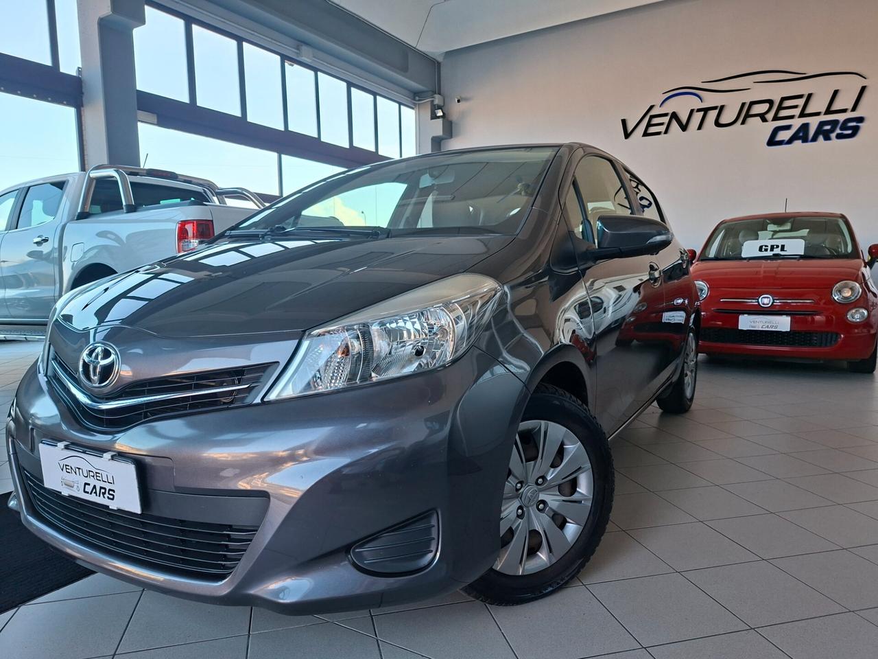 Toyota Yaris 1.0 5 porte Active