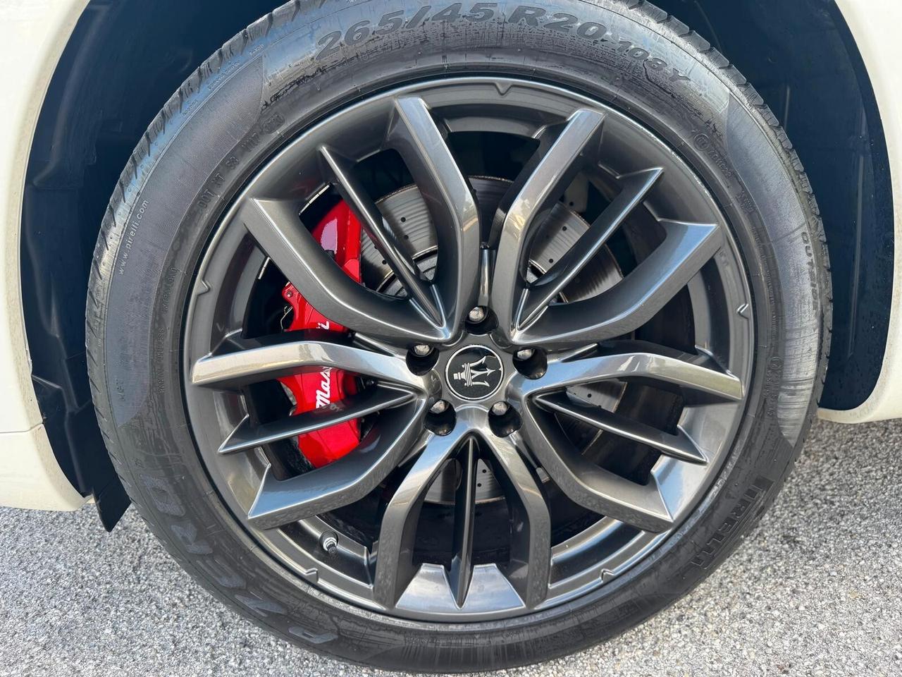 Maserati Levante V6 AWD Gransport