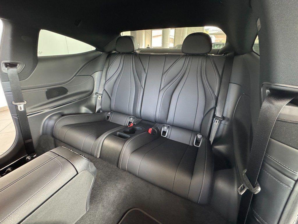 MERCEDES-BENZ CLE 300 4Matic Coupé AMG Line Premium