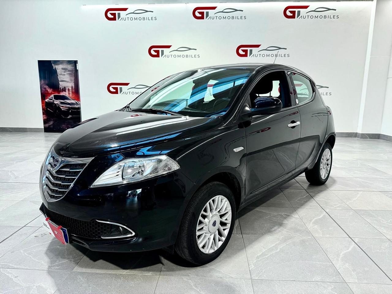 Lancia Ypsilon 0.9 TwinAir 85 CV 5 porte Metano Ecochic Gold