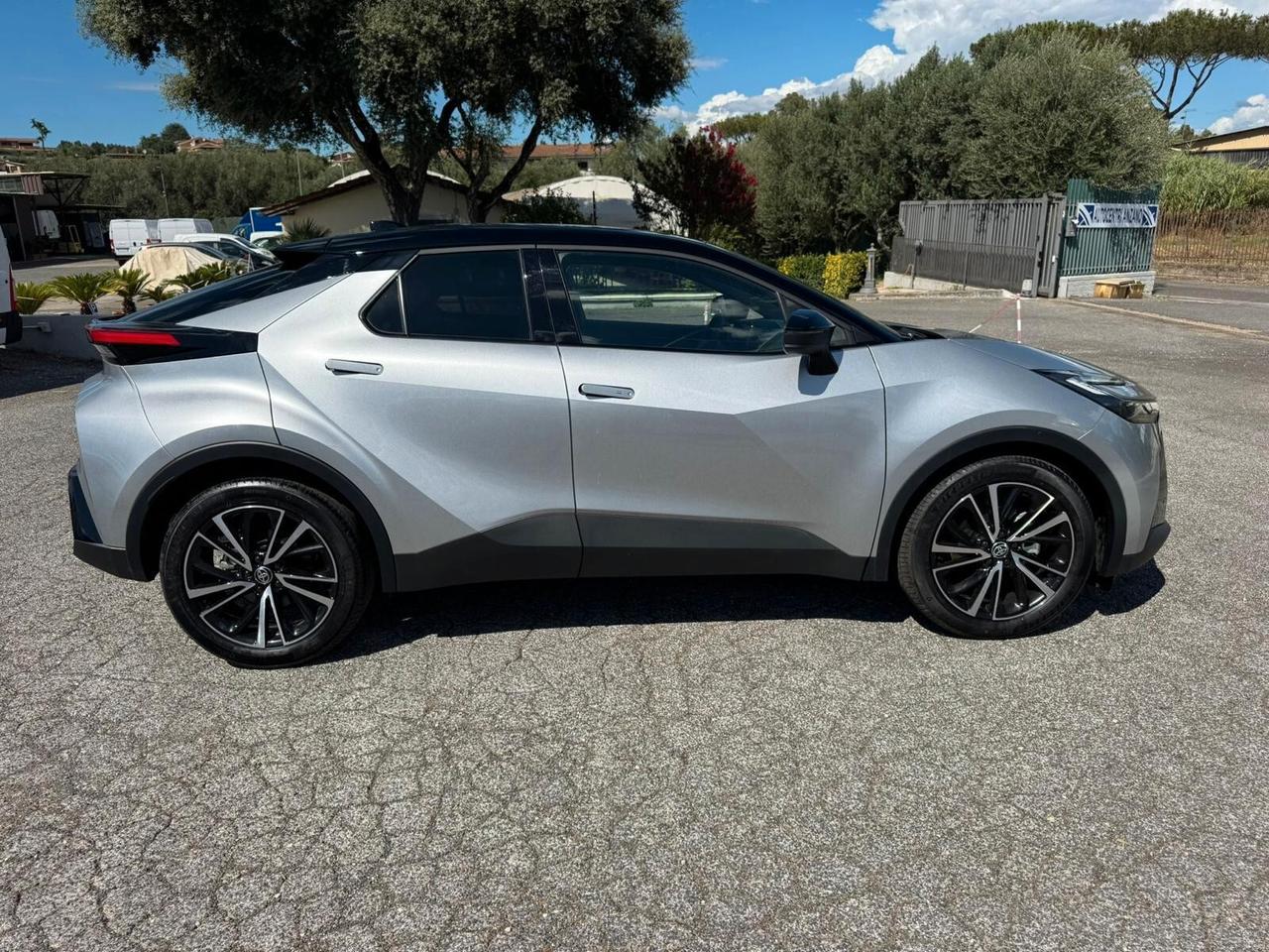 Toyota C-HR 1.8 HV Lounge
