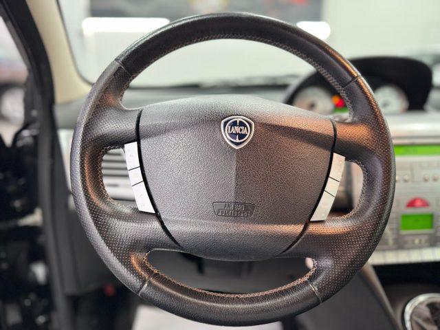 LANCIA Ypsilon 1.2 Platino