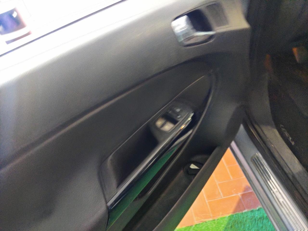 Opel Corsa 1.2 5 porte Easytronic Cosmo
