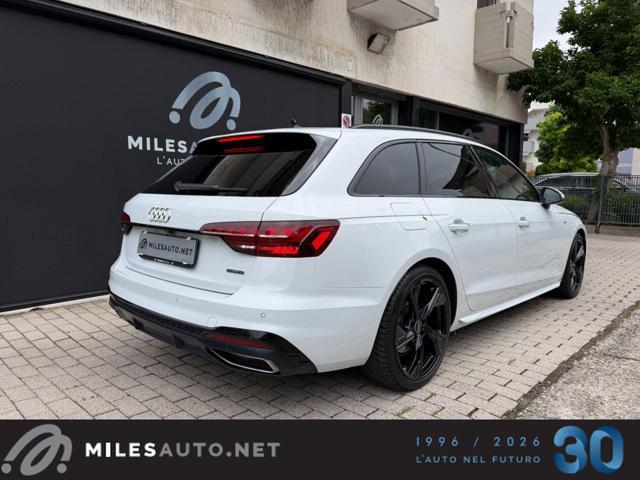 AUDI A4 quattro Matrix S tronic S line black edition Pano