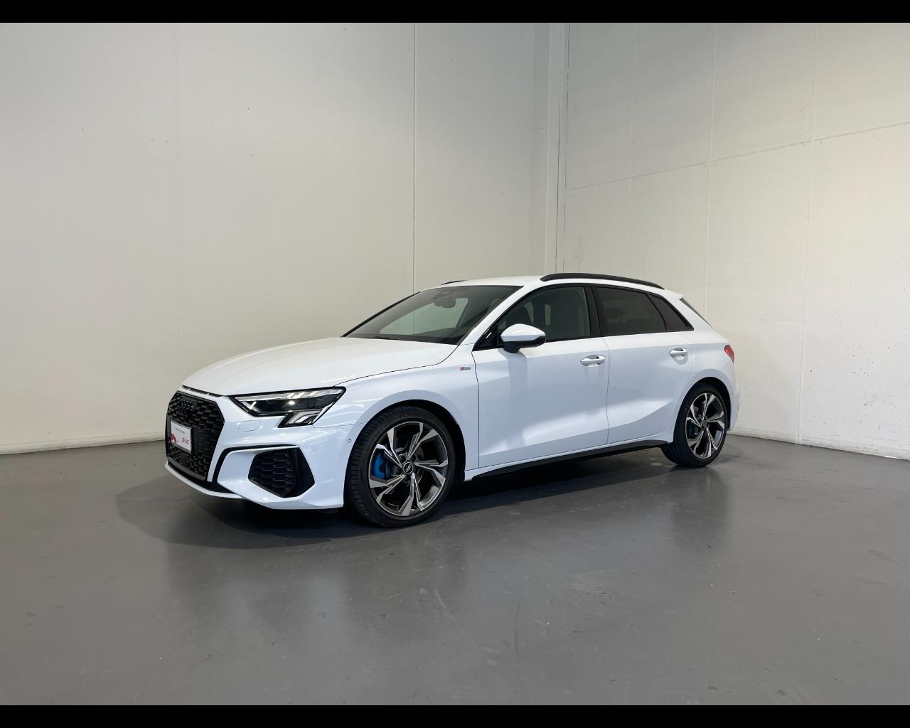 AUDI A3 SPORTBACK 40 TDI S-TRONIC QUATTRO S-LINE