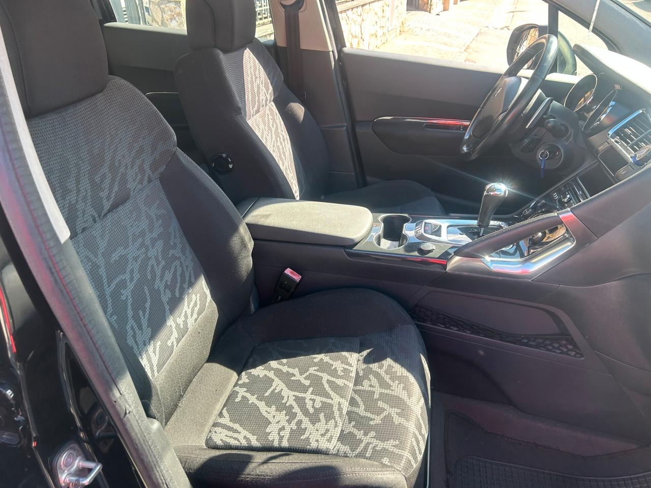 Peugeot 3008 1.6 e-HDi 112CV cambio robotizzato S.&S. Premium