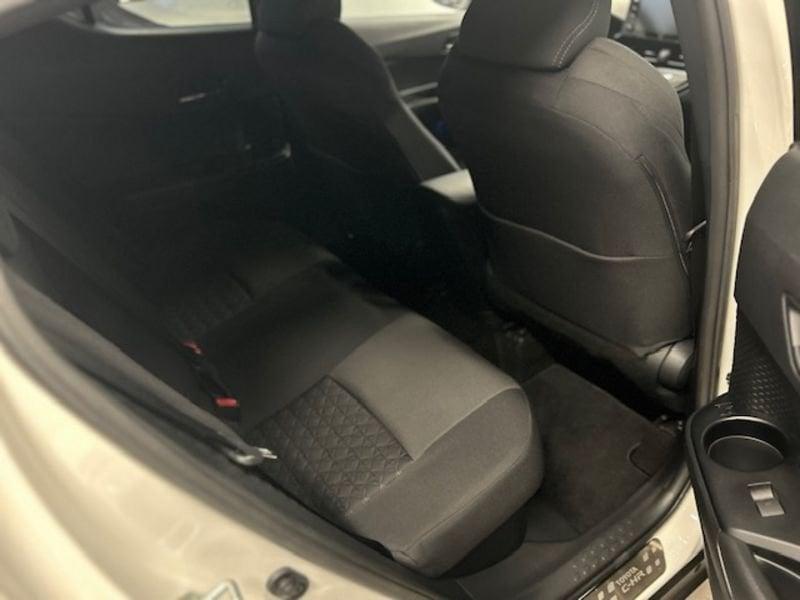 Toyota C-HR 2.0 Hybrid E-CVT Comfort
