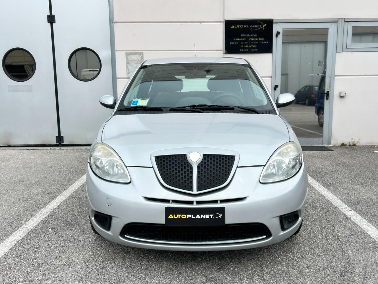 Lancia Ypsilon 1.2 Argento