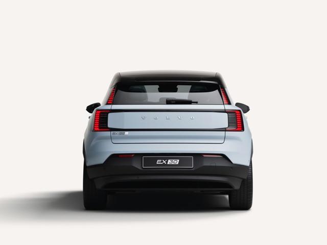 VOLVO EX30 PLUS SINGLE MOTOR