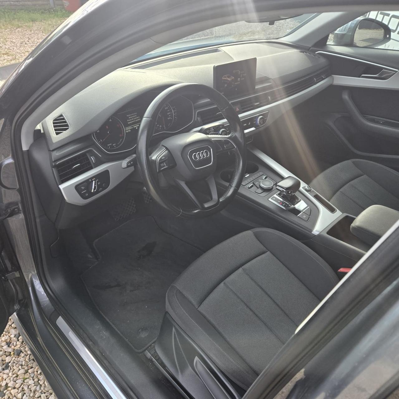 Audi A4 Avant 2.0 TDI 150 CV S tronic Business