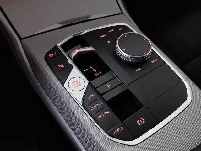 BMW 320 d XDrive LIVE COCKPIT PROF-LED -Listino 67000 Euro