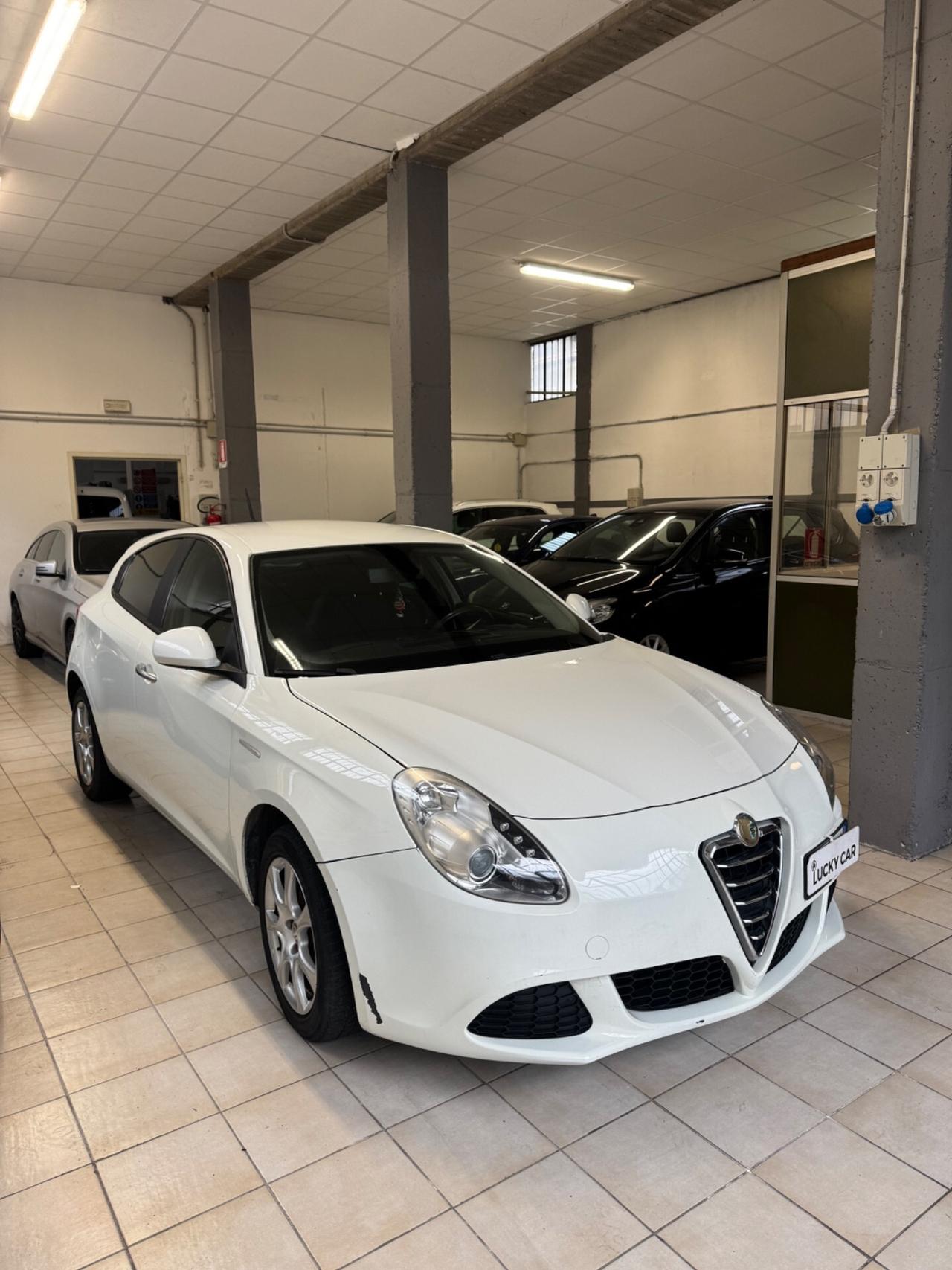 Alfa Romeo Giulietta 1.6 JTDm-2 105 CV Distinctive