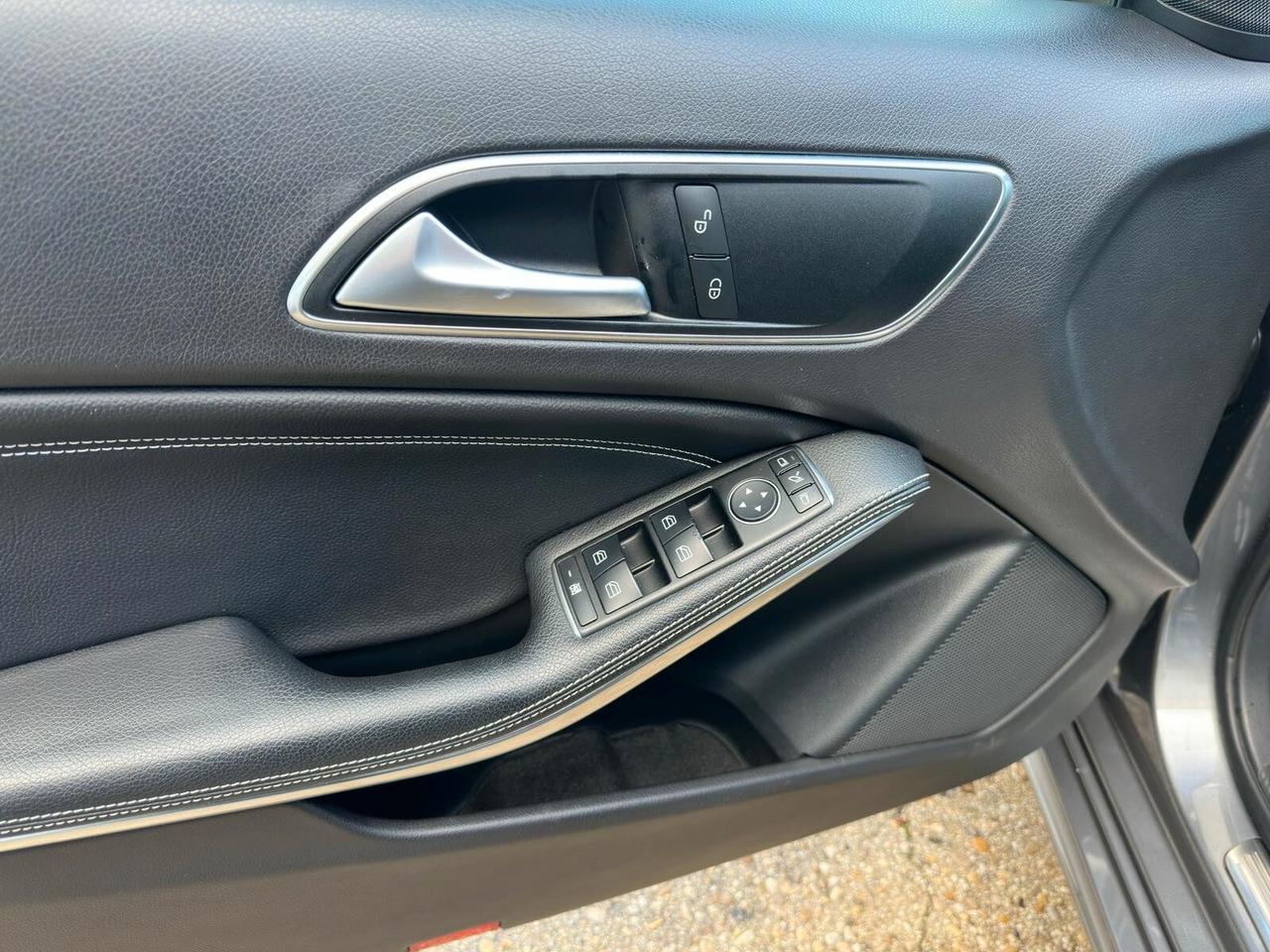 Mercedes-benz A 180 CDI Dark Night Edition