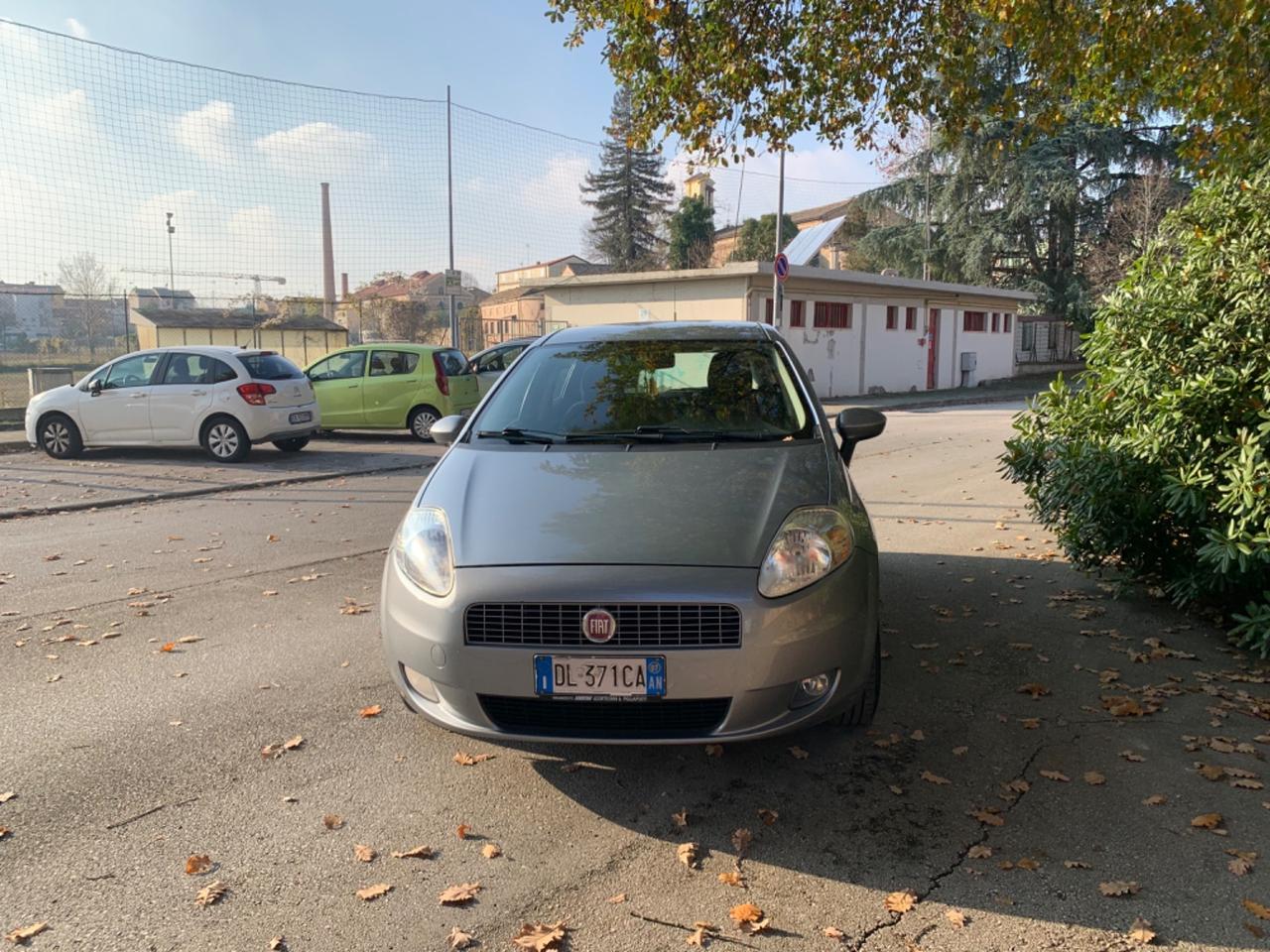 Fiat Panda Utilitaria 1.2 neopatentati