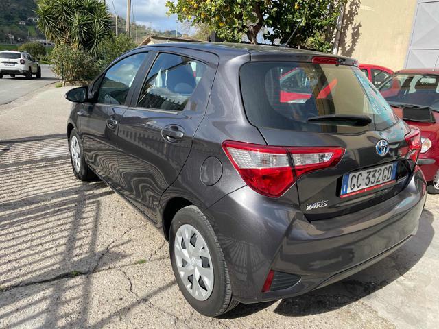 TOYOTA Yaris 1.0 5 porte Business