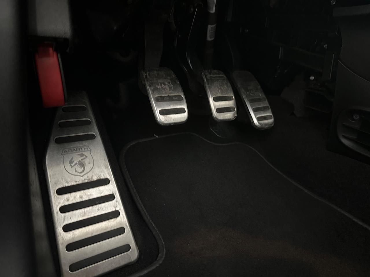 Abarth 595 C 1.4 Turbo T-Jet 180 CV Competizione