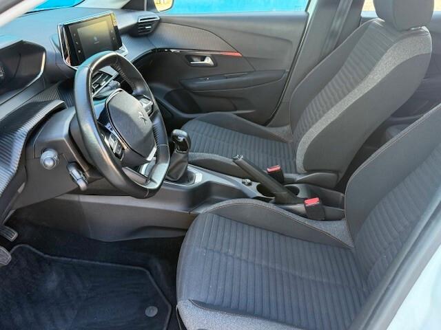 Peugeot 208 1.2 75 cv ok neopatentati