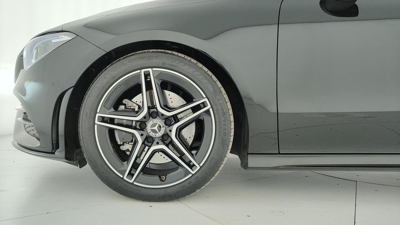 Mercedes-Benz CLA Coupe 220 d Premium auto