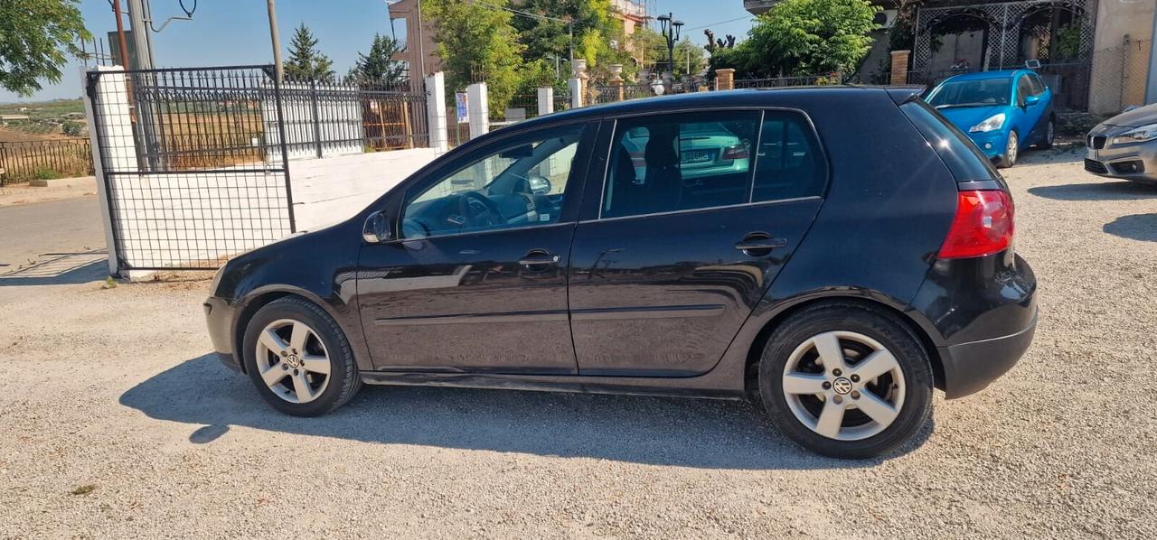 Volkswagen Golf 1.9 TDI DPF 5p. GT Sport