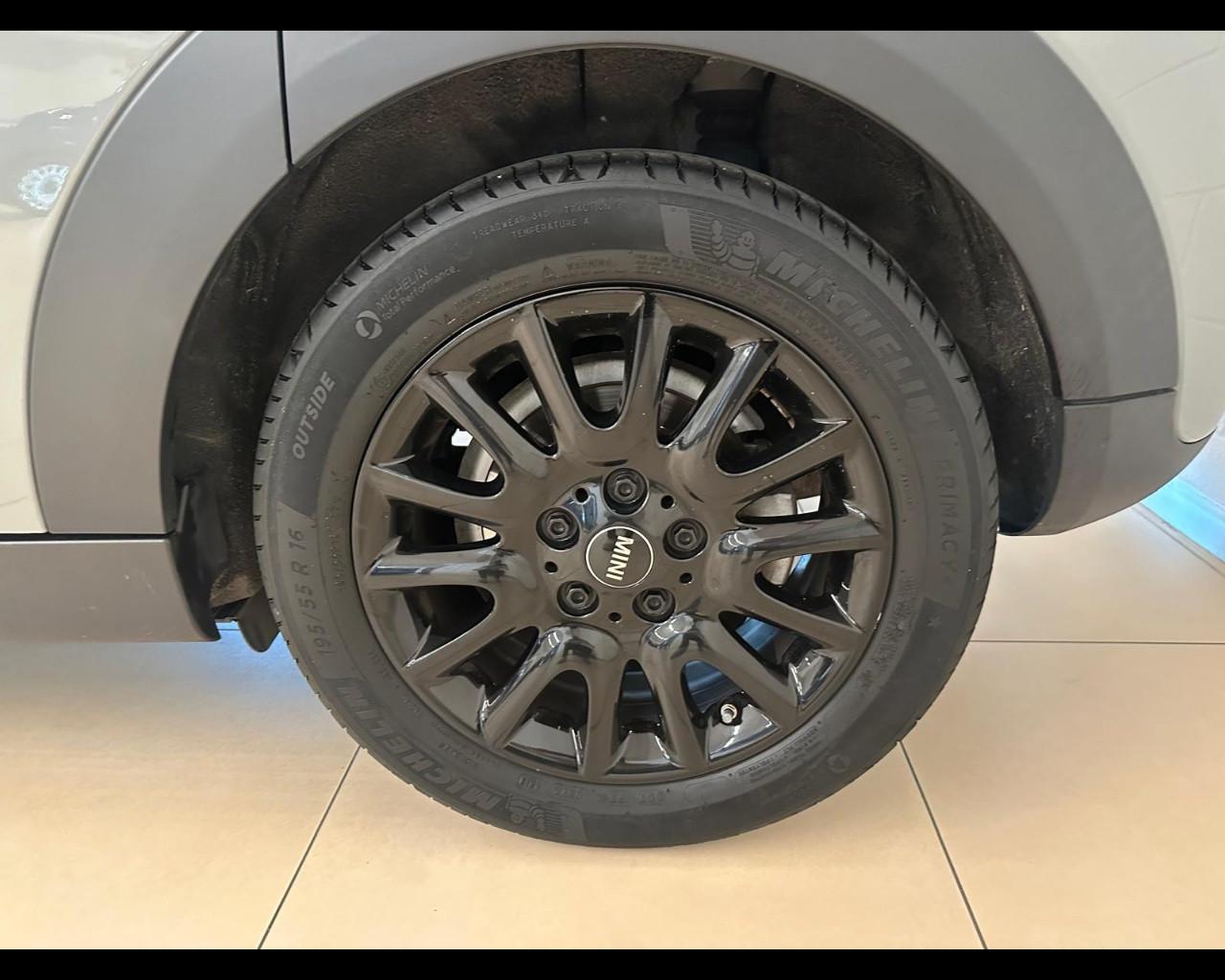 MINI Mini 5 porte (F55) - Mini 1.5 One 75 CV Baker Street 5 porte