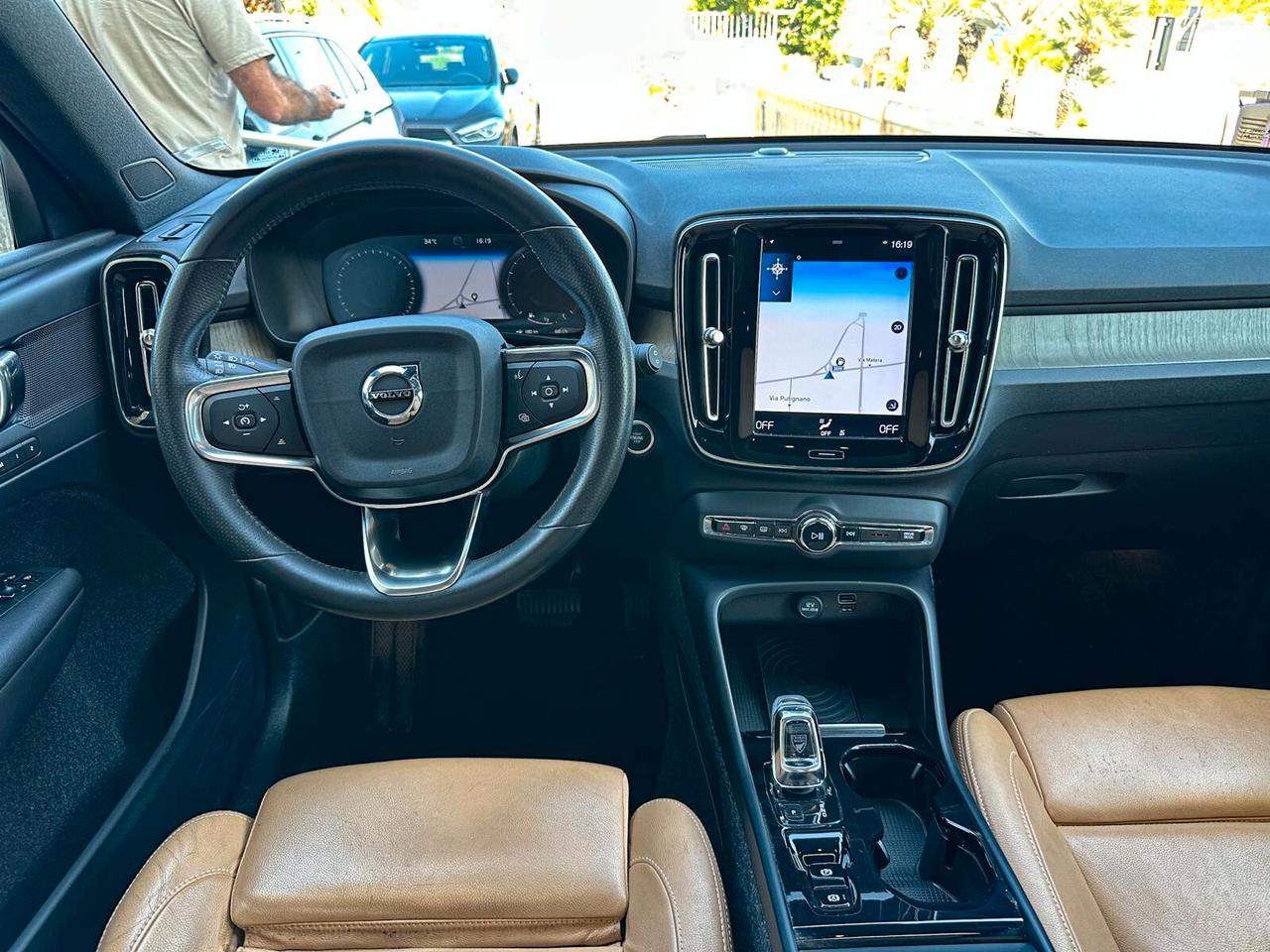 Volvo XC40 T4 Geartronic Inscription#AUTO#LED#PELLE#TETTO#CAM#CARPLAY