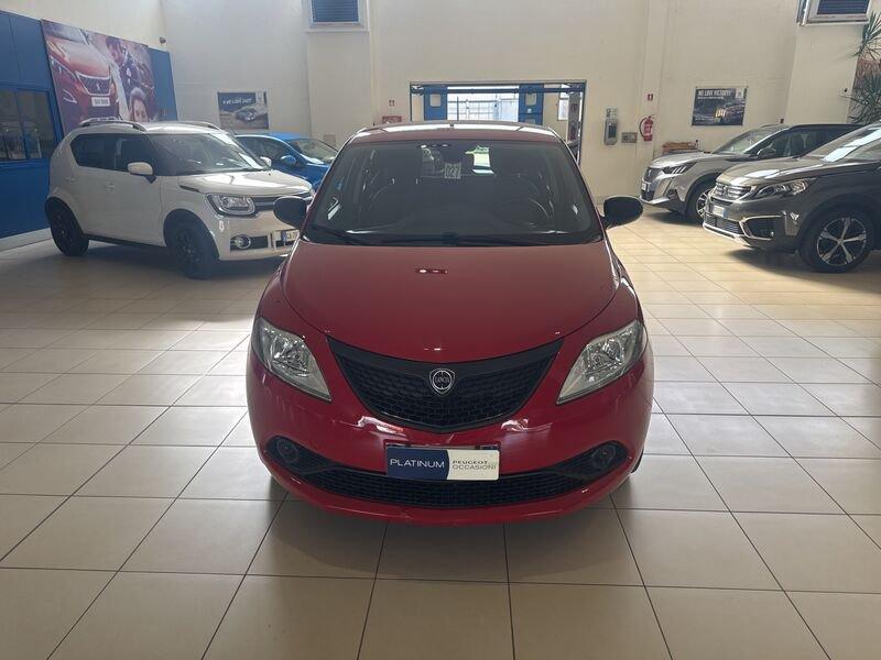 Lancia Ypsilon Ypsilon 1.0 FireFly 5 porte S&S Hybrid Ecochic Silver
