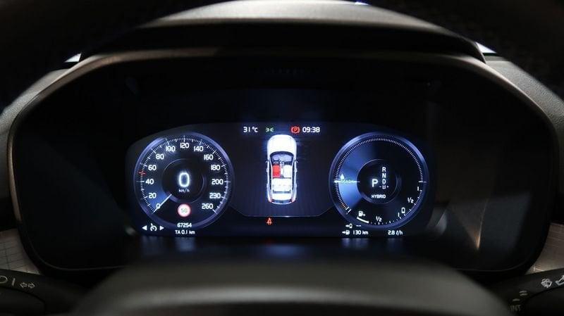 Volvo XC40 Recharge T4 Plug-in Hybrid auto Recharge Core