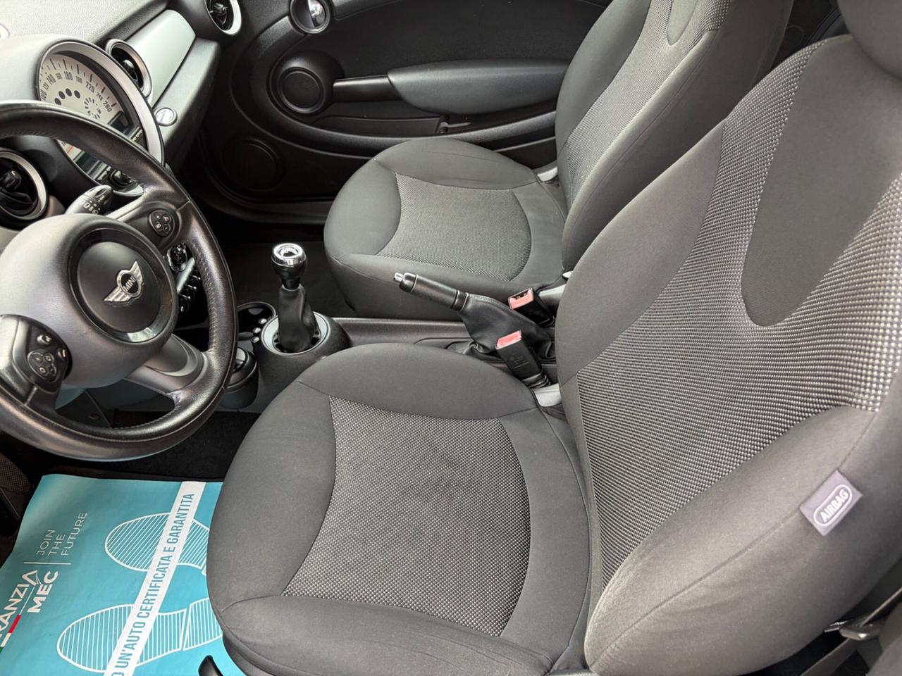 Mini 1.6 16V Cooper D KM 100000