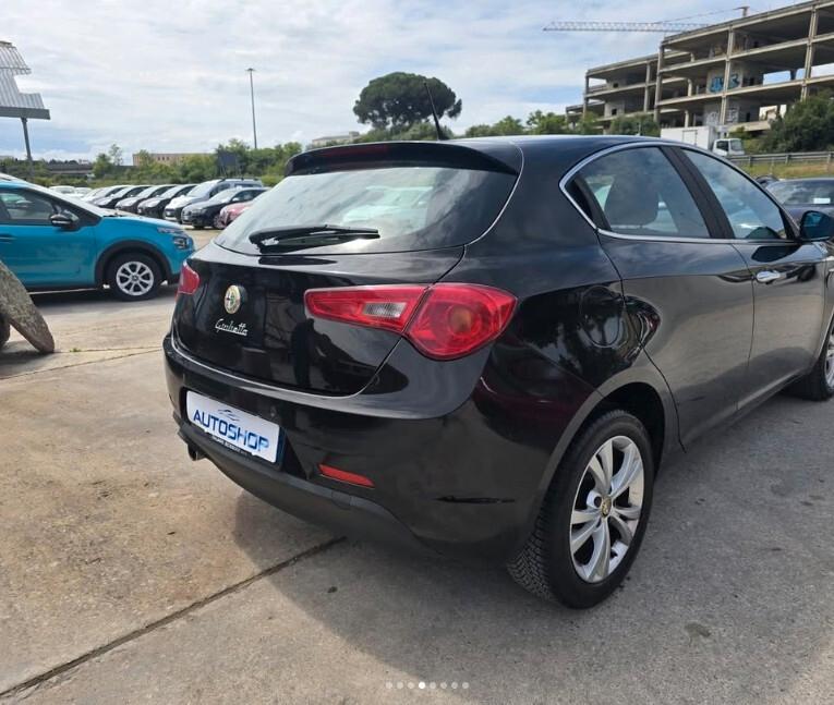 Alfa Romeo Giulietta 1.6 JTDm-2 105 CV