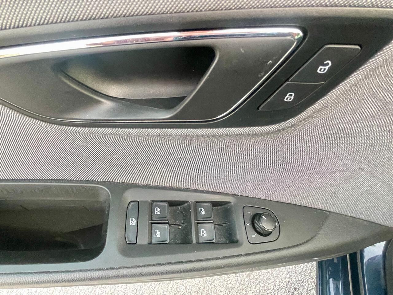 Seat Leon 1.6 TDI 115 CV ST BIXENO-NAVI 2020