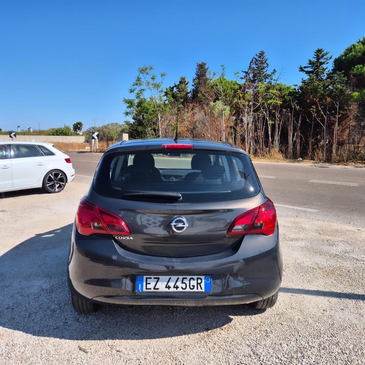 Opel Corsa 1.2 85CV 3 porte GPL-TECH b-color