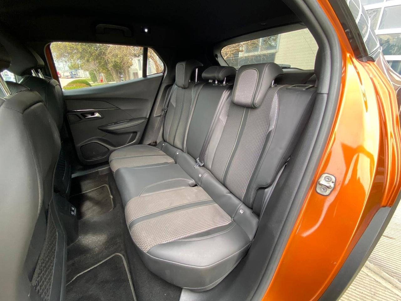 Peugeot 2008 BlueHDi 130 S&S EAT8 GT Line