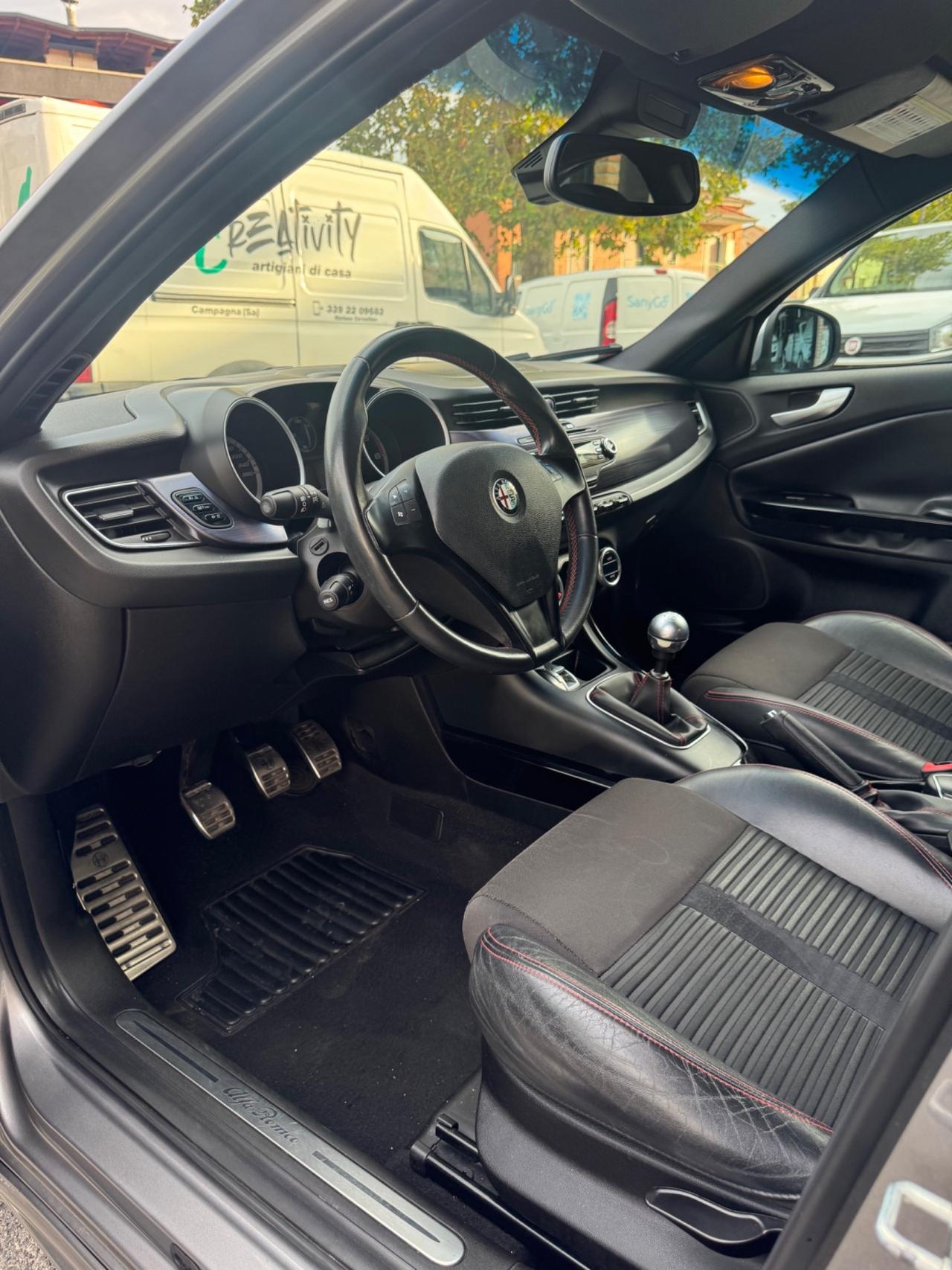 Alfa Romeo Giulietta 1.6 JTDm-2 105 CV Distinctive