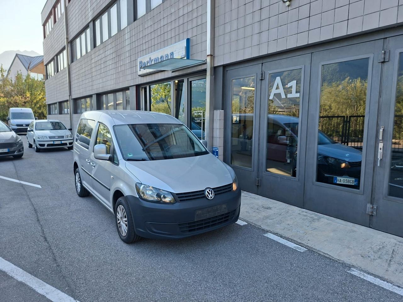 Volkswagen Caddy 1.6 TDI 102 CV 5p. Jako