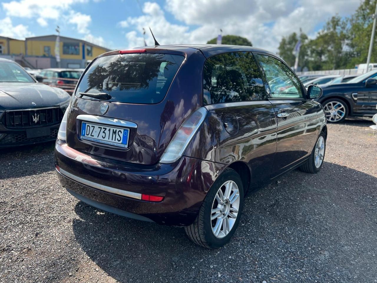 Lancia Ypsilon 1.4 Platino Ecochic GPL
