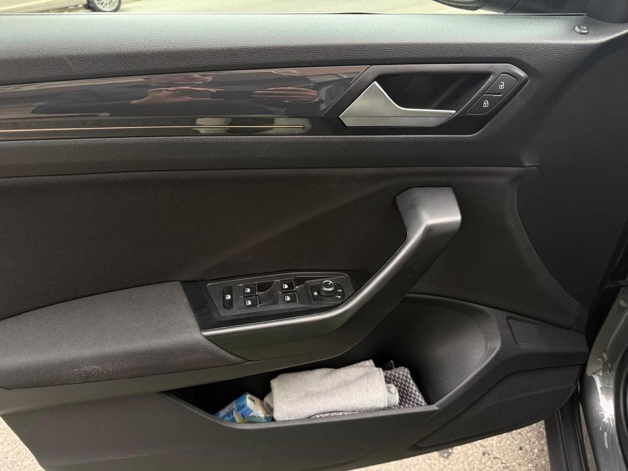 Volkswagen T-Roc 1.5 TSI STYLE 150 CV #5909