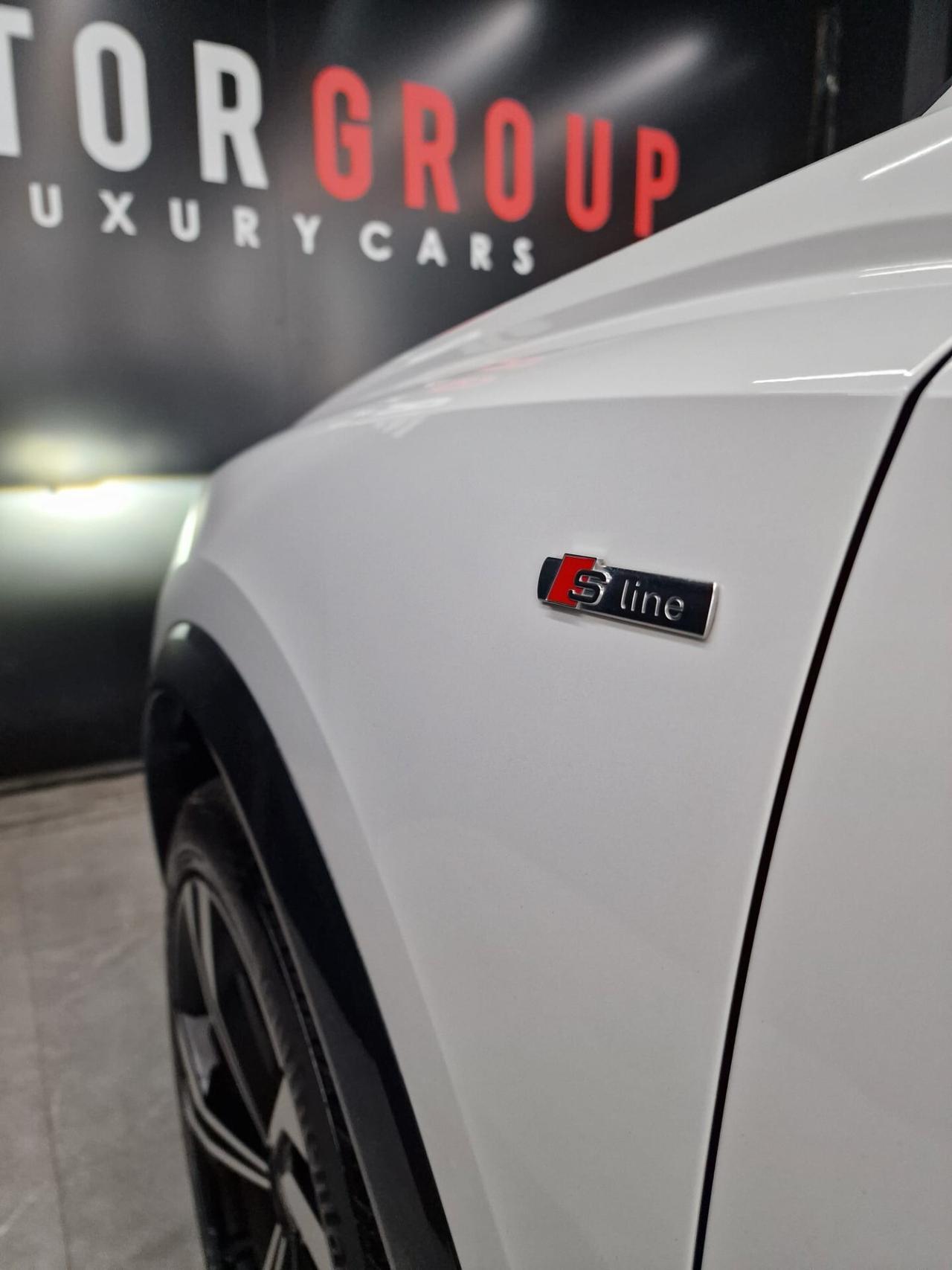 Audi Q3 SPB 35 TDI S tronic line edition 2.0 150CV Identity Black