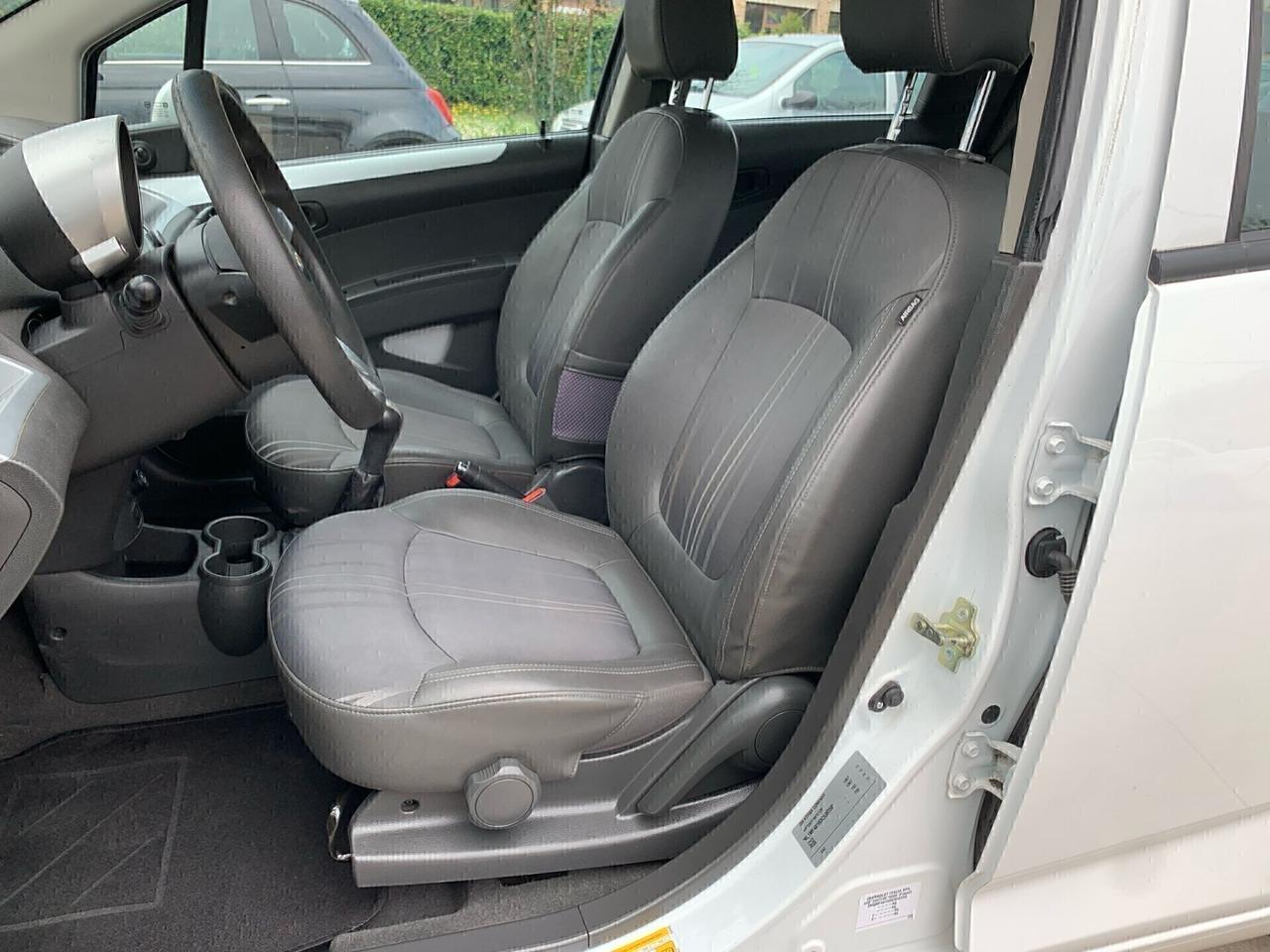 Chevrolet Spark 1.0 NEO-PAT BENZ/GPL
