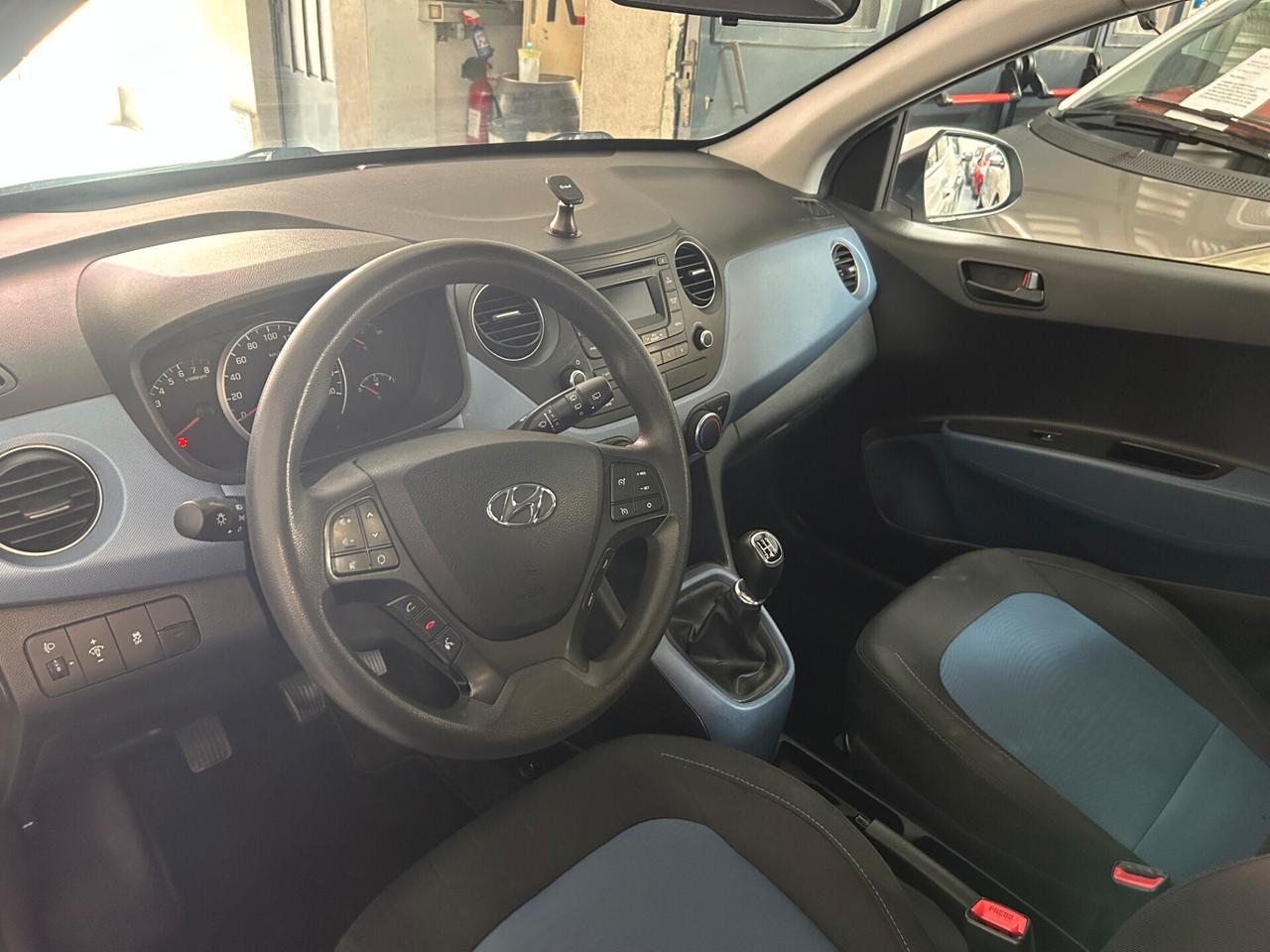 Hyundai i10 1.0 MPI Sound Edition