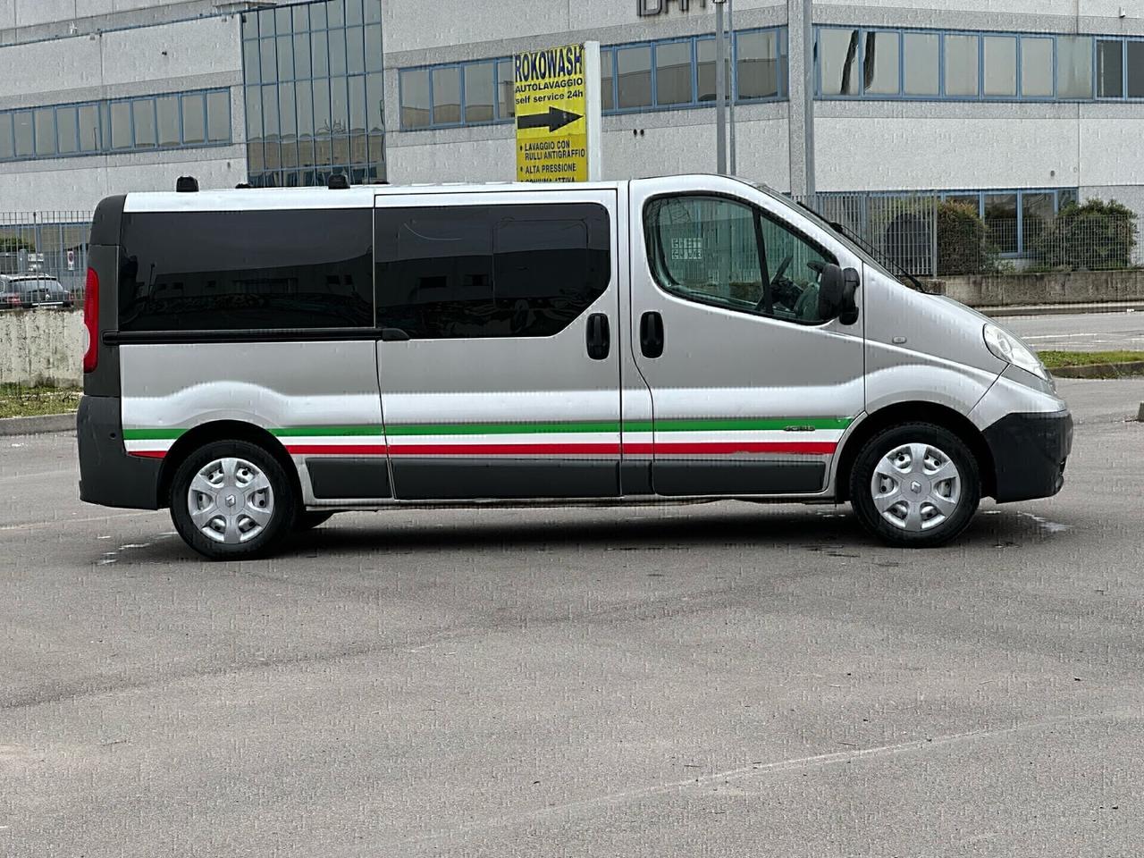 NISSAN PRIMASTAR CON 6 POSTI SUPER PREZZO!