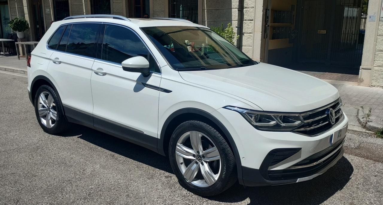 Volkswagen Tiguan 2.0 TDI 150 CV SCR DSG Elegance