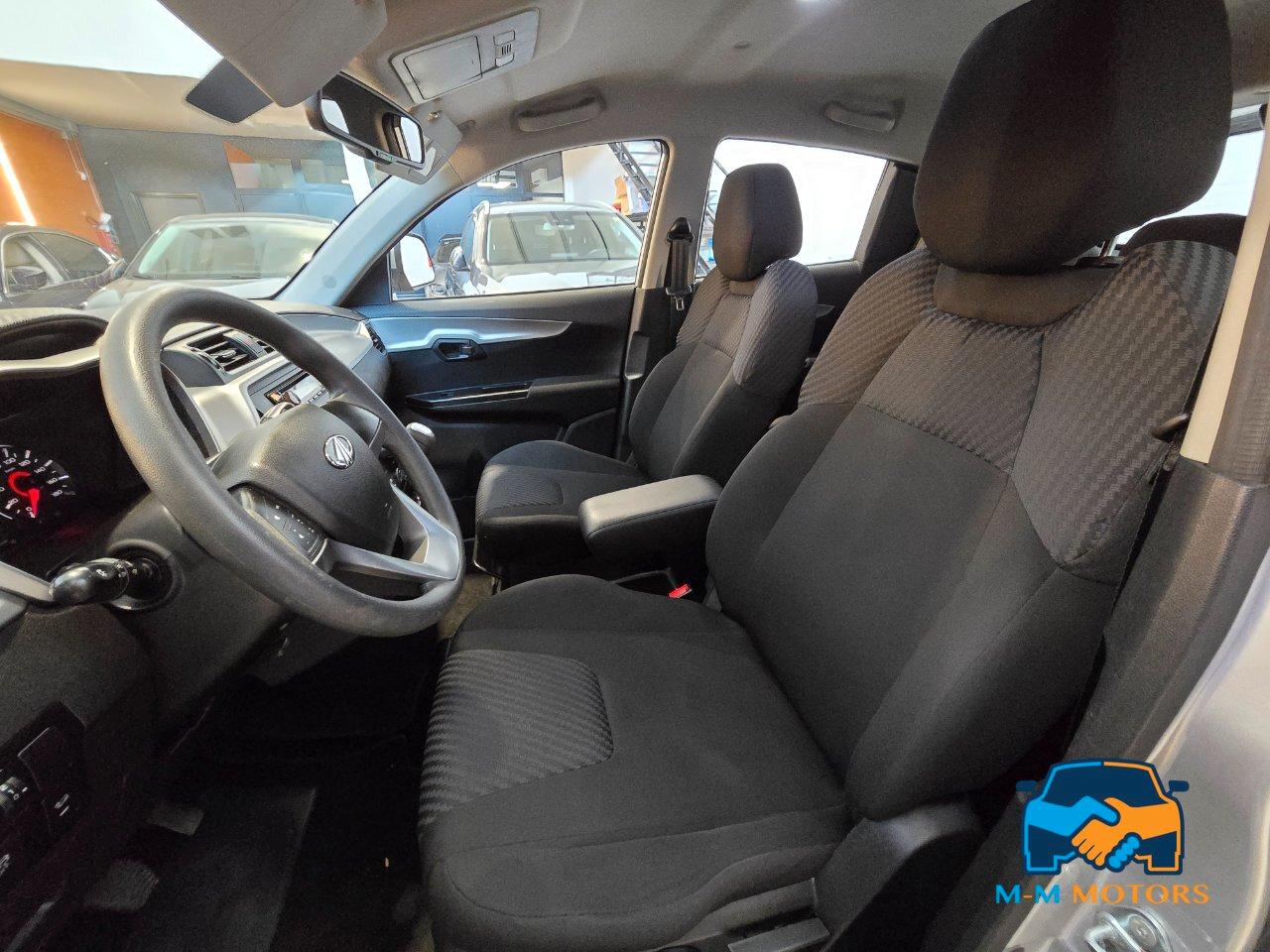Mahindra KUV100 1.2 K6+
